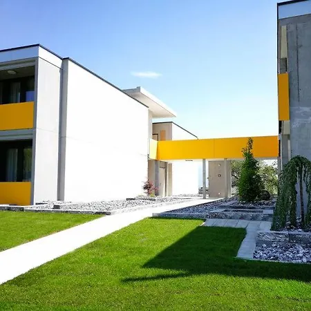 Hinterforst Sleeps 4 Wifi T750734 Eichberg